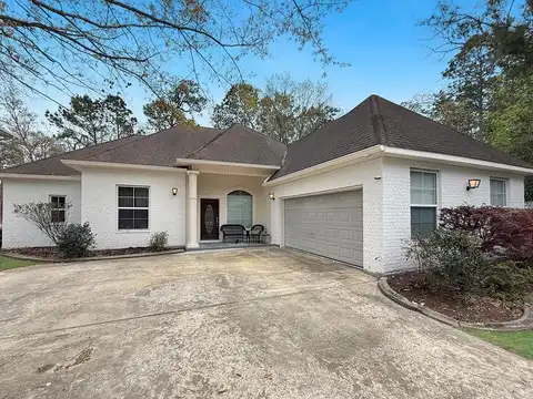 7326 Ahi Ct, Diamondhead, MS 39525