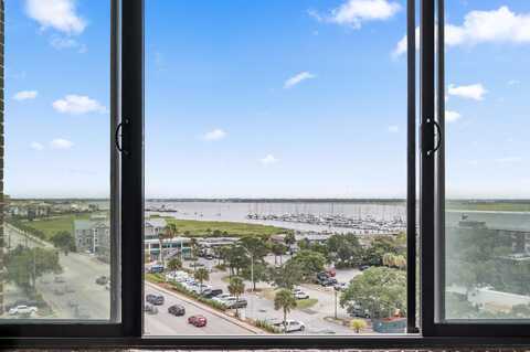 14 Lockwood Drive, Charleston, SC 29401