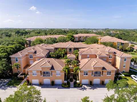 5020 Fairways Cir, Vero Beach, FL 32967
