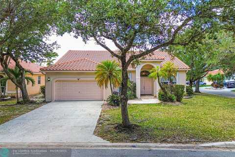 5374 NW 57th Ave, Coral Springs, FL 33067
