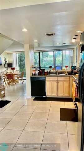 2921 SW 87th Ave, Davie, FL 33328