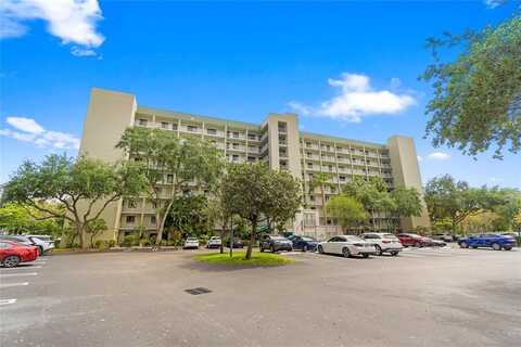 2232 N Cypress Bend Drive, Pompano Beach, FL 33069