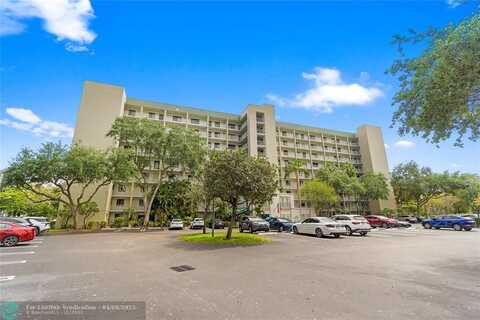 2232 N Cypress Bend Drive, Pompano Beach, FL 33069
