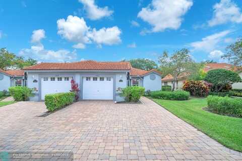 7280 Summer Tree Dr, Boynton Beach, FL 33437