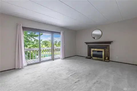 1739 Running Brook Trail, West Carrollton, OH 45449