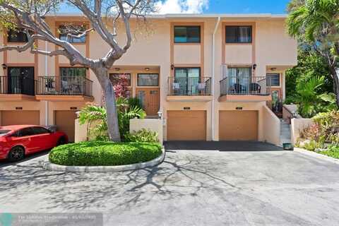 3240 NE 11th St, Pompano Beach, FL 33062