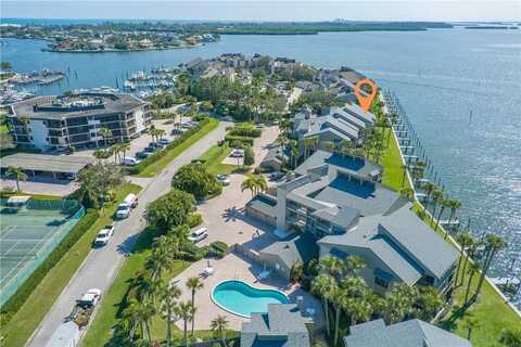 1001 Bay Road, Vero Beach, FL 32963