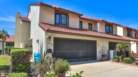 2942 Sea Oats Circle, Daytona Beach, FL 32118