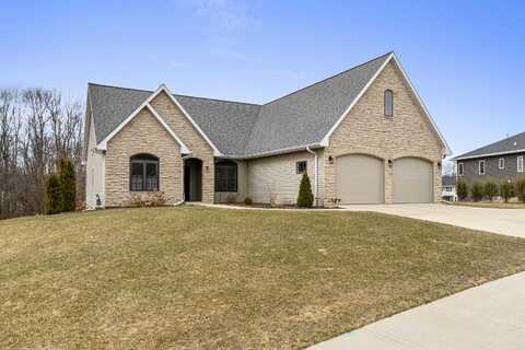 1329 CORAL REEF Lane, GREEN BAY, WI 54313