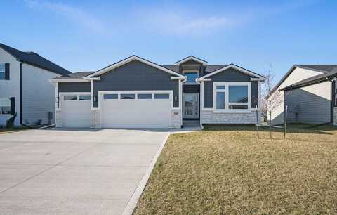 920 Melody Circle, Waukee, IA 50263