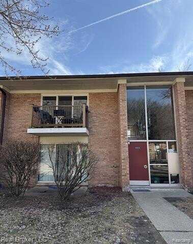 1233 ISLAND Drive, Ann Arbor, MI 48105