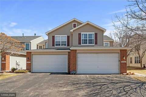 8982 Comstock Lane N, Maple Grove, MN 55311