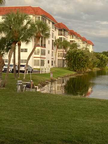 4750 NW 22 Court NW, Lauderhill, FL 33313