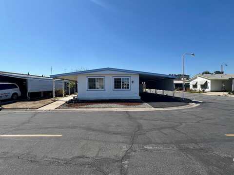 1701 Dinuba Avenue, Selma, CA 93662