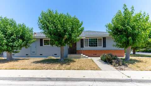 474 Dartmouth Avenue, Coalinga, CA 93210