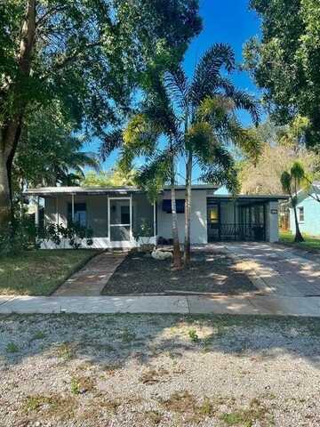 882 NE Rio Avenue, Jensen Beach, FL 34957