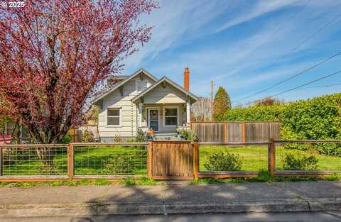 635 SE 4TH ST, Gresham, OR 97080