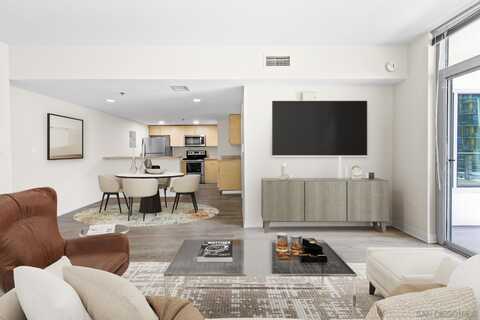 425 W Beech St, San Diego, CA 92101