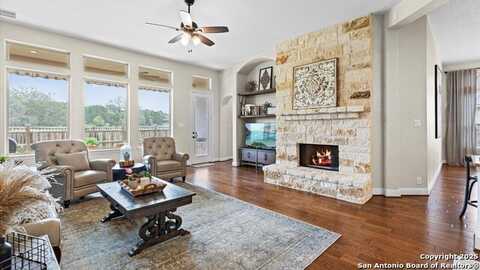 856 Boomerang Court, New Braunfels, TX 78132