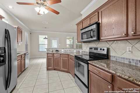 4015 Giverny Ct, Converse, TX 78109