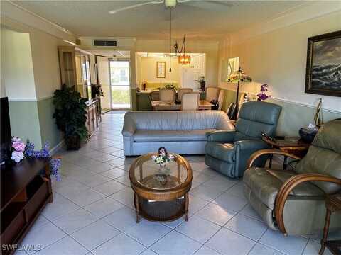 1057 Forest Lakes Drive unit: 1103, Naples, FL 34105