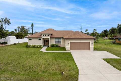 2717 Shelby Parkway, Cape Coral, FL 33904