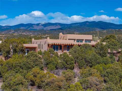 1060 BISHOPS LODGE, Santa Fe, NM 87501