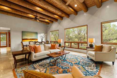 118 E Sunrise Drive, Santa Fe, NM 87506