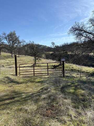 206 Fiddlers Road, Ono, CA 96047