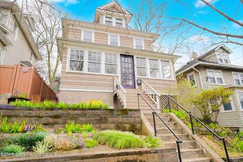 16 Crescent Avenue, Staten Island, NY 10301