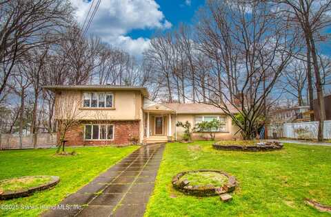 11 Shields Place, Staten Island, NY 10301