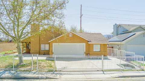 3810 Balmont Street, Lancaster, CA 93536
