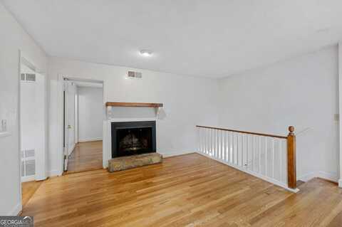 11 Peachtree Hills, Atlanta, GA 30305