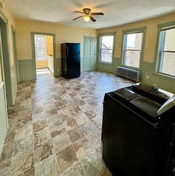 33 Eighth Street, Providence, RI 02906