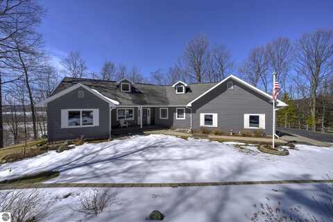 3036 S Blake Lane, Lake Leelanau, MI 49653