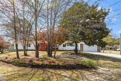 5701 Ederton Court, Fayetteville, NC 28304