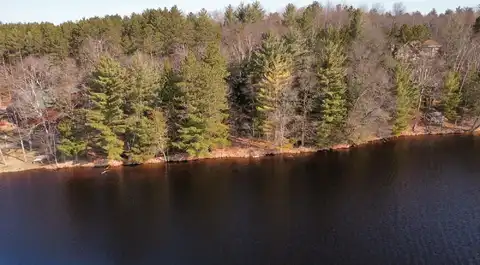 3789 CHAIN O LAKES RD, Eagle River, WI 54521