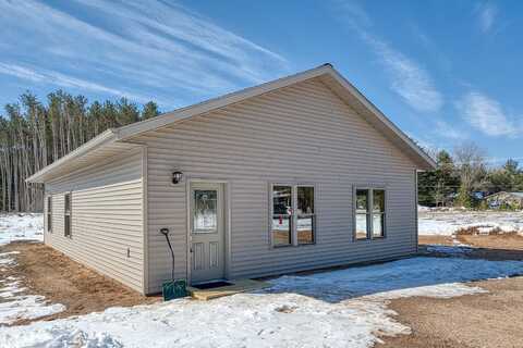 422 OHIO ST W, Eagle River, WI 54521