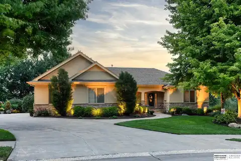 19252 Shirley Street, Omaha, NE 68130