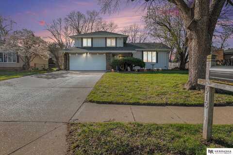 913 Buckboard Boulevard, Papillion, NE 68046