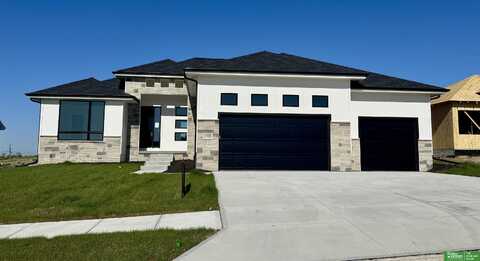 5408 N 212 Street, Elkhorn, NE 68022
