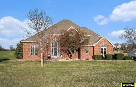 6445 N 168 Street, Omaha, NE 68116