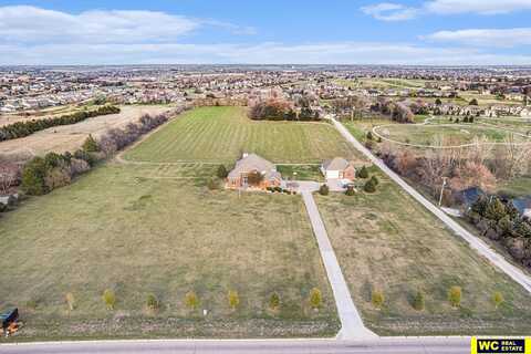 6445 N 168 Street, Omaha, NE 68116
