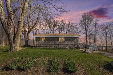 104 Cardinal Drive, Coldwater, MI 49036
