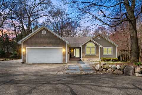 8197 W P Avenue, Kalamazoo, MI 49009