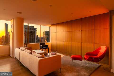 202-10 W RITTENHOUSE SQUARE, PHILADELPHIA, PA 19103