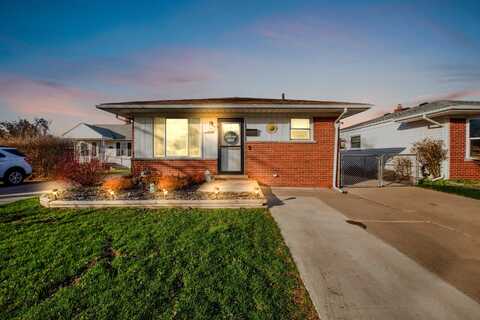 17438 Russell Avenue, Allen Park, MI 48101