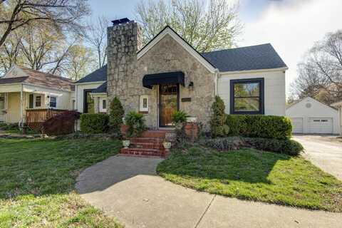 1226 S Fremont Avenue, Springfield, MO 65804
