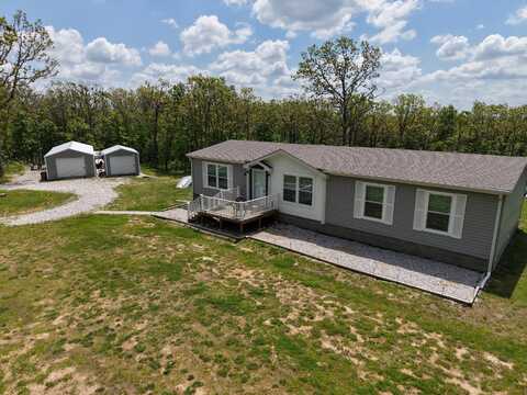 5963 Highway 17, Yukon, MO 65589