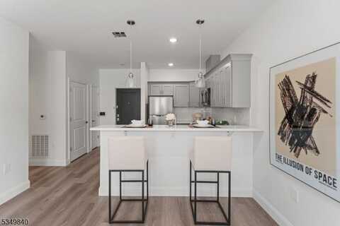 273 E Kinney St, Newark, NJ 07105